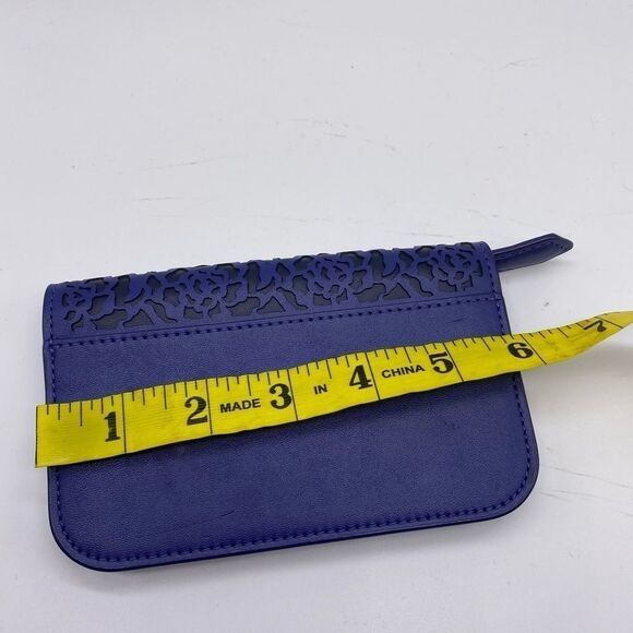 Vera Bradley Flower Embossed Leather Wallet - Picture 7 of 10